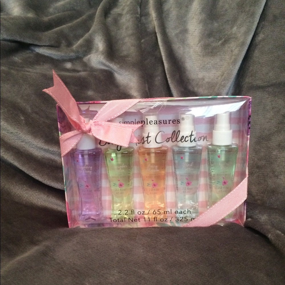 [SimplePleasures] NWT Body Mist Collection